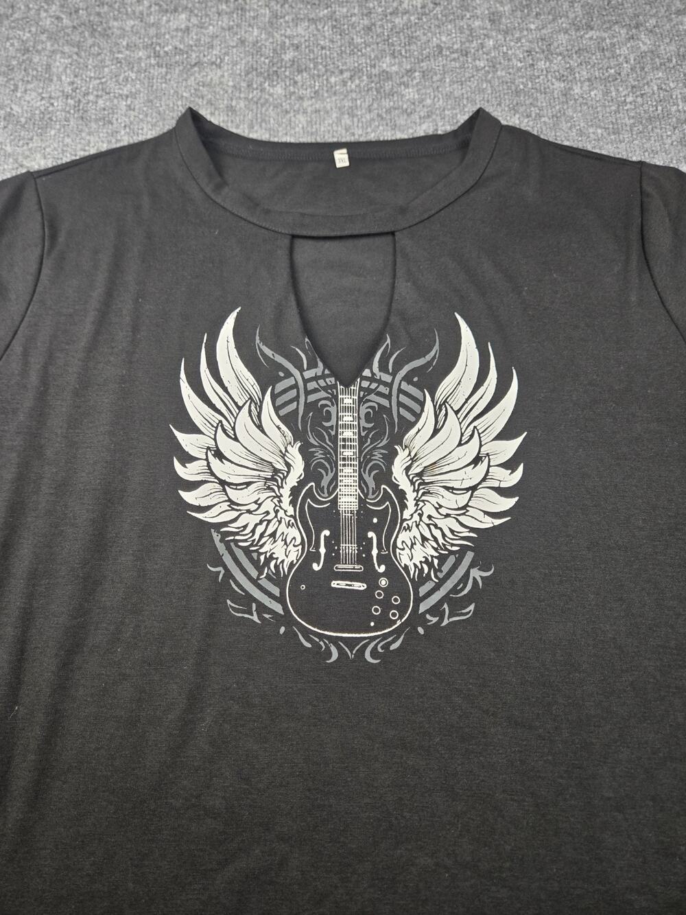 Woman’s 3X Black Sleeveless V-Neck Guitar Wings Graphic‎ T-Shirt #824